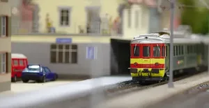 Read more about the article Trains Power the Future: How 3D Printed Devices Are Turning Train Vibrations into Electricity