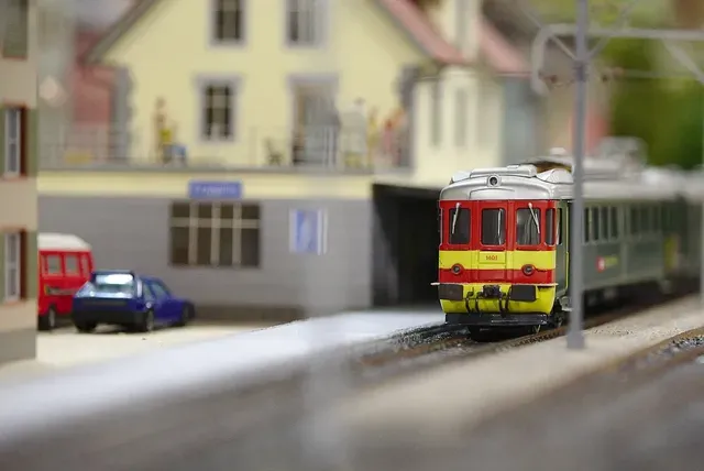 Read more about the article Trains Power the Future: How 3D Printed Devices Are Turning Train Vibrations into Electricity